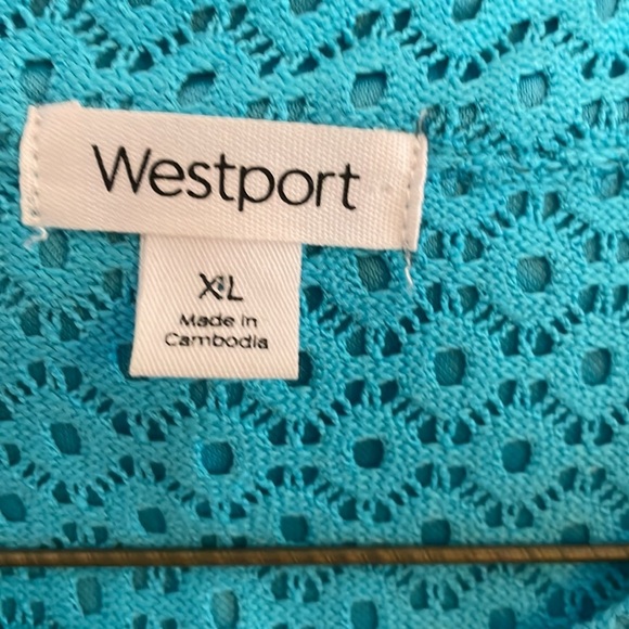 Blouse - Picture 2 of 4